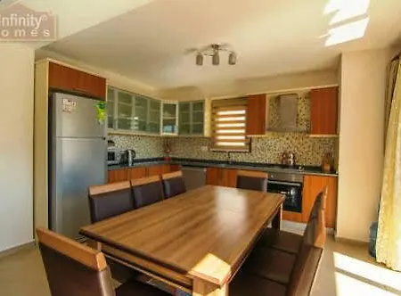 Villa Infinity Opal *